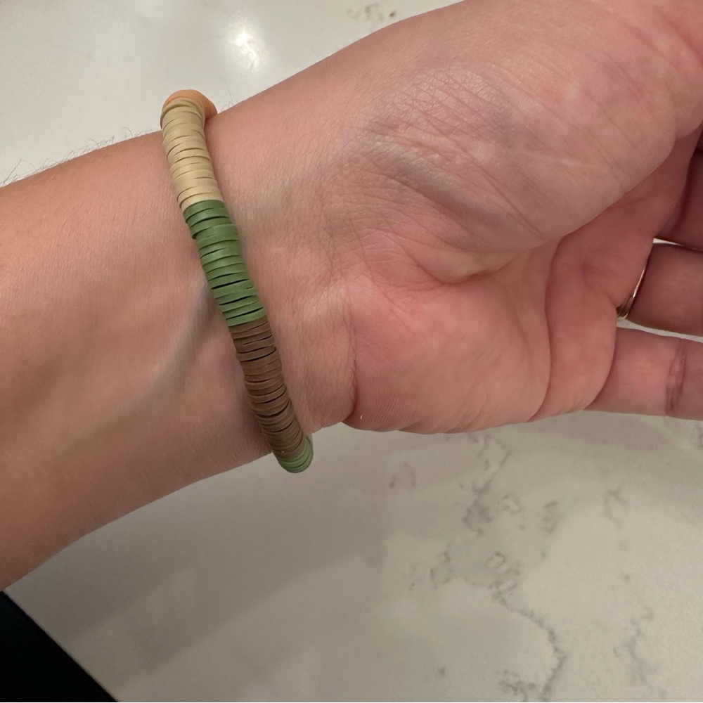 🍁Willow🍁 Bracelet - Picture 3 of 3